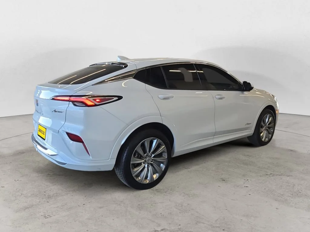 Certified Used 2024 White Frost Tricoat Buick Avenir image 8