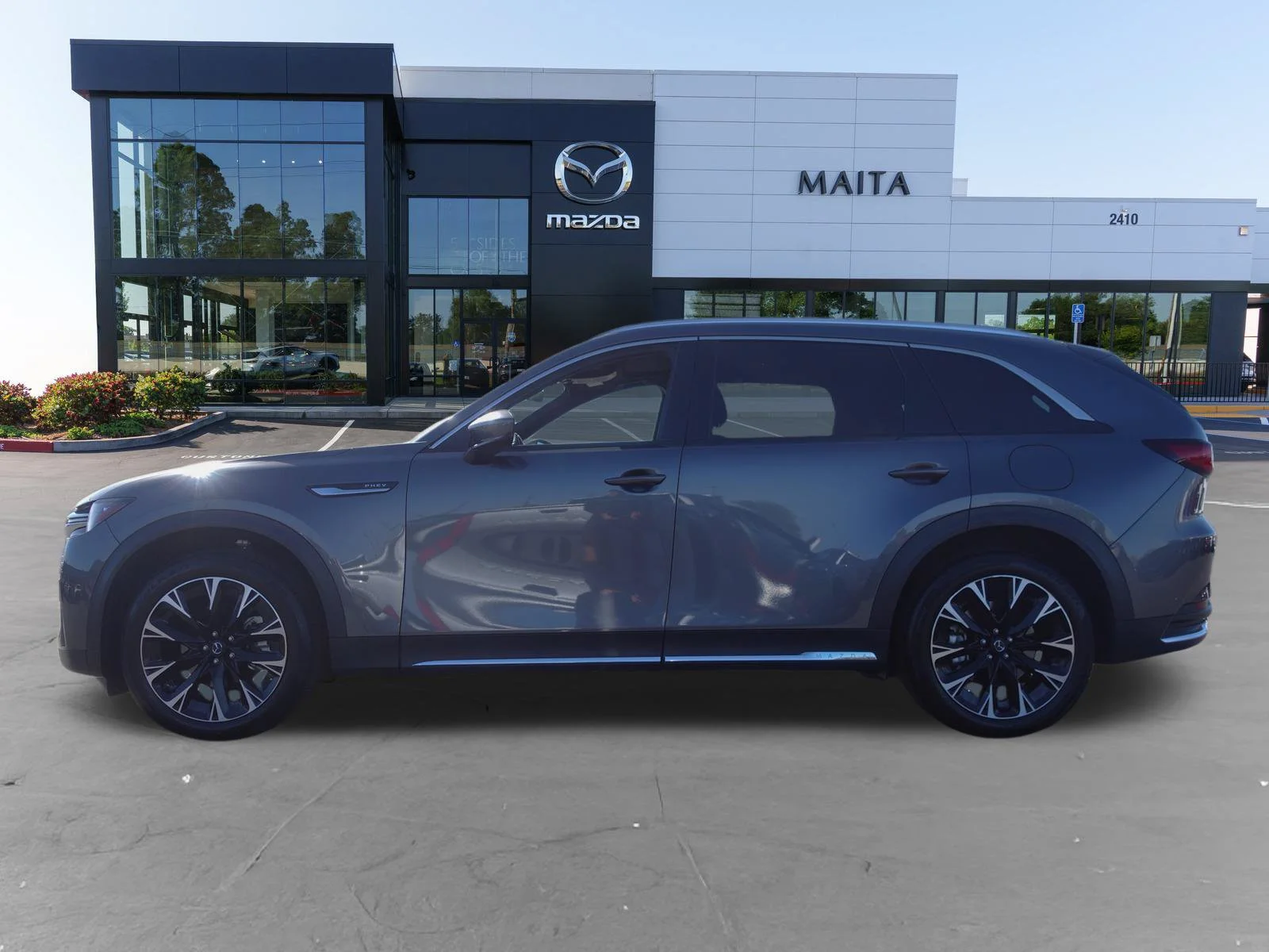 Used 2024 Machine Gray Metallic Mazda Premium Plus image 6