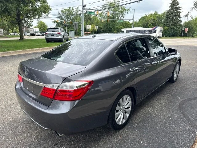 Used 2015 Gray Honda EX-L image 8