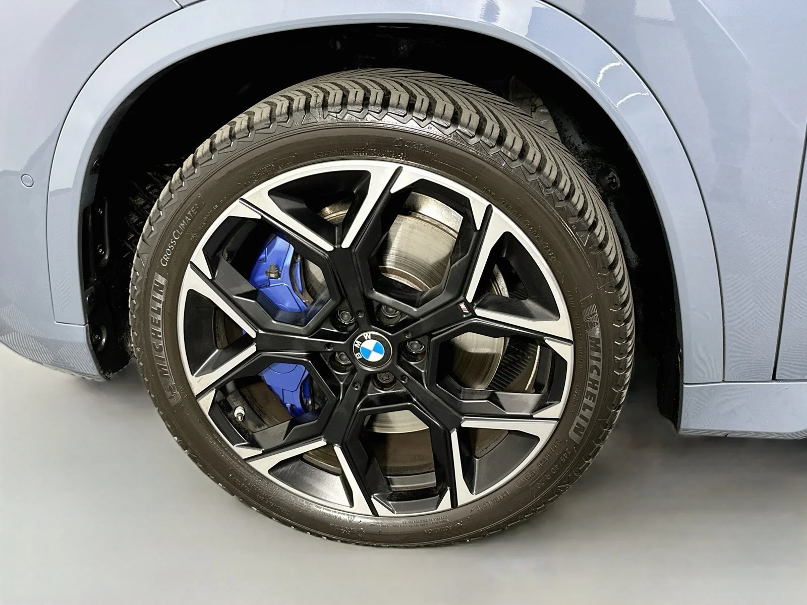Used 2024 Storm Bay Metallic BMW M35i image 32