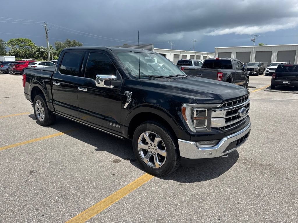 Used 2023 Black Metallic Ford LARIAT image 3