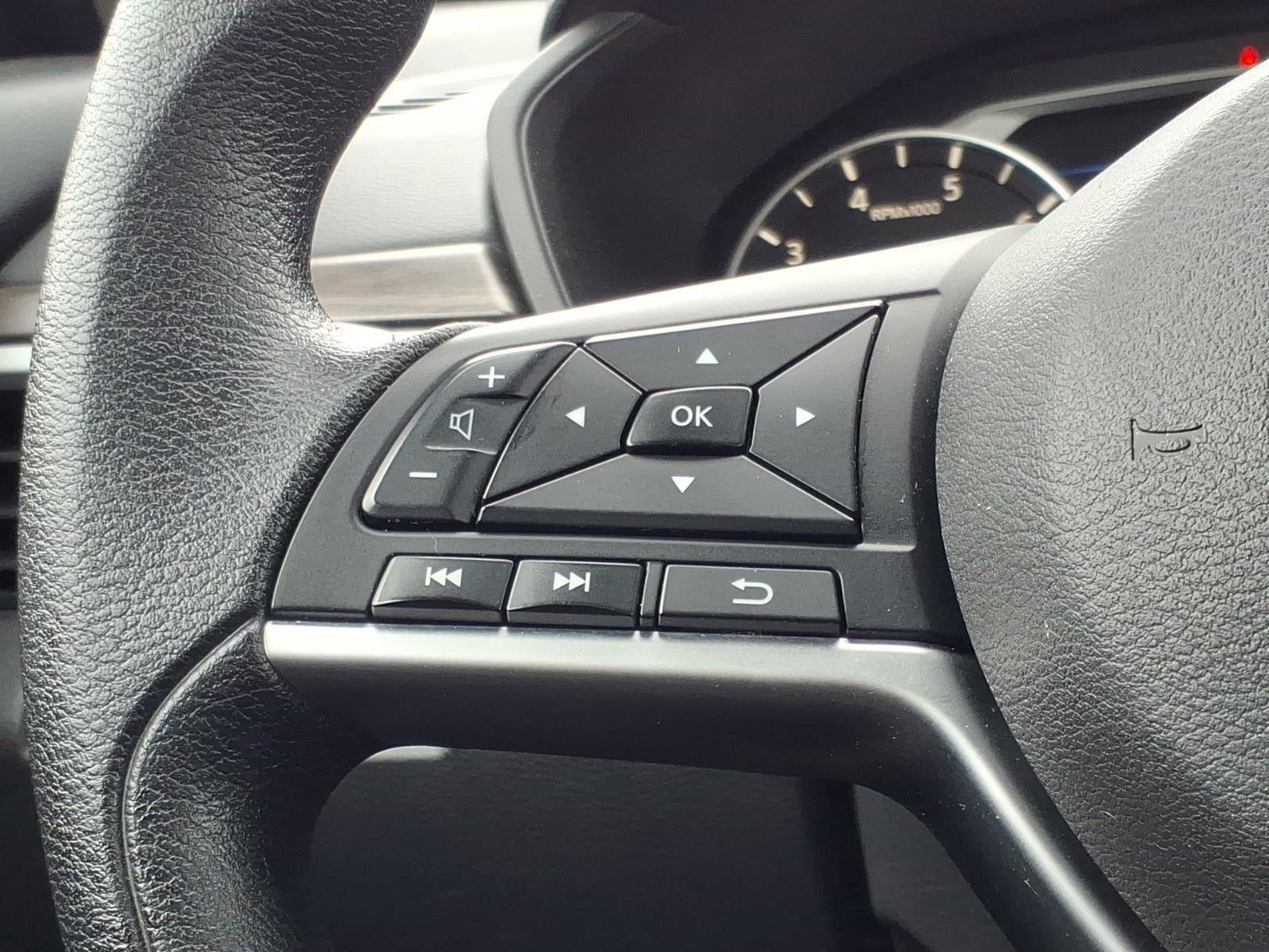 Used 2024 Gun Metallic Nissan 2.5 SV image 25