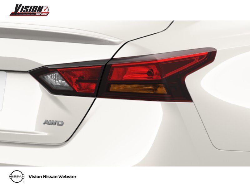 New 2026 White Nissan 2.5 SV image 12