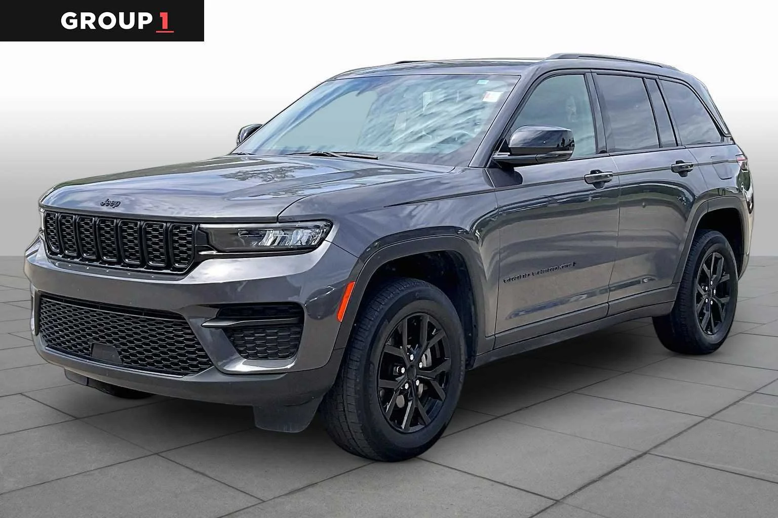 2024 Jeep Grand Cherokee Altitude 4x4's photo