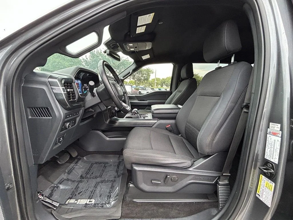 Used 2022 Gray Metallic Ford XLT image 11