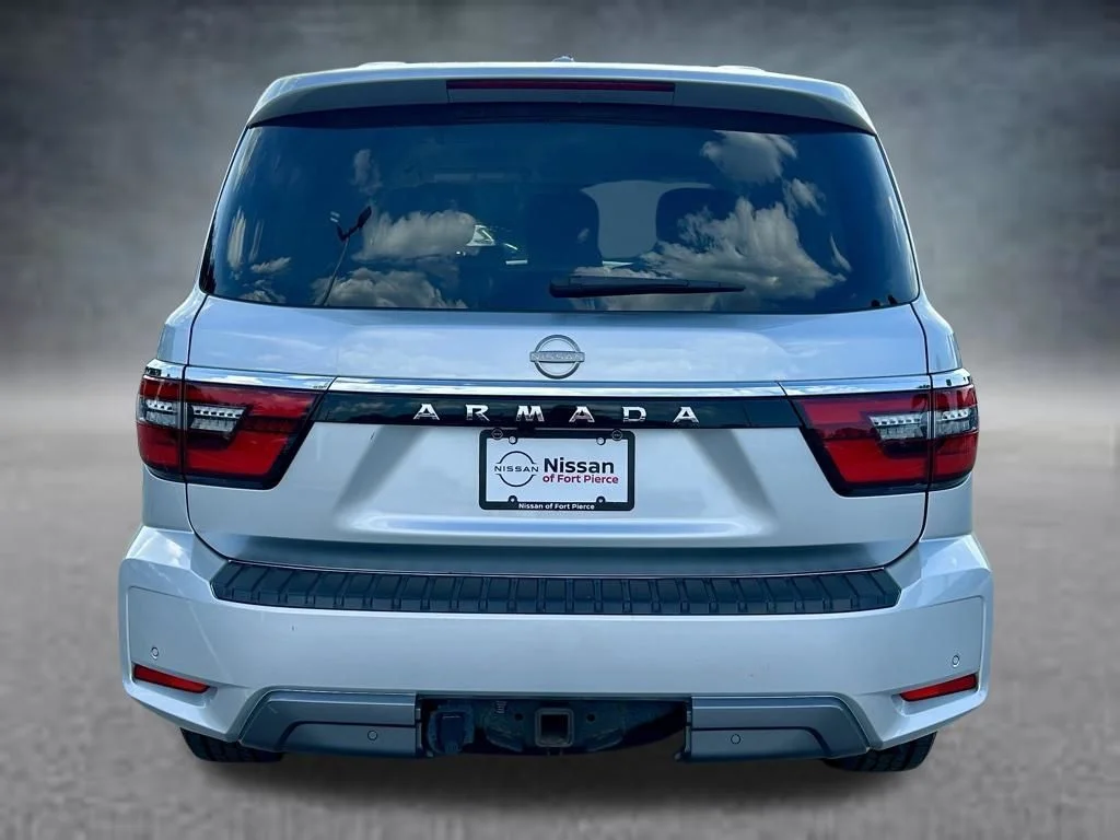 Used 2022 Brilliant Silver Metallic Nissan SV image 7