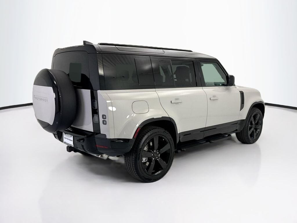New 2026 Borasco Grey Land Rover X-Dynamic SE image 5