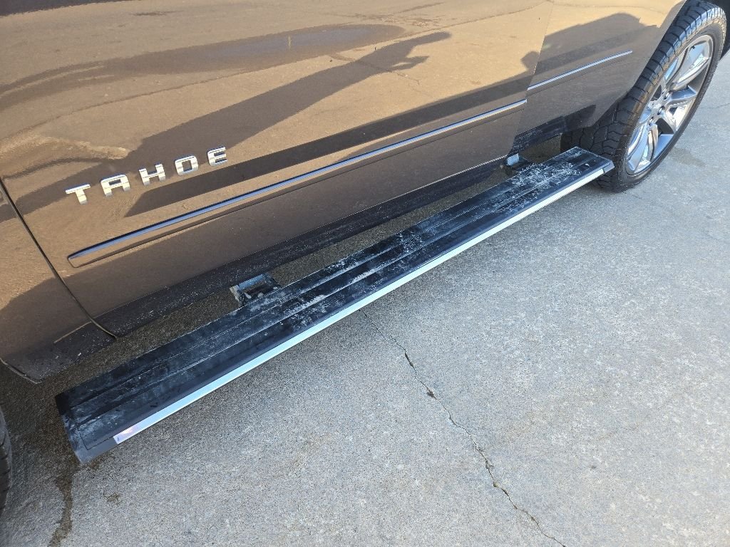 Used 2018 Gray Chevrolet Premier image 17