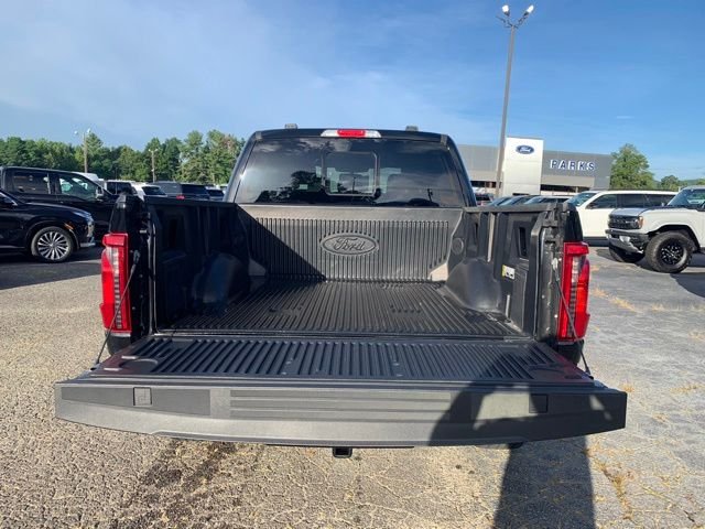 Used 2024 Black Ford XLT image 8