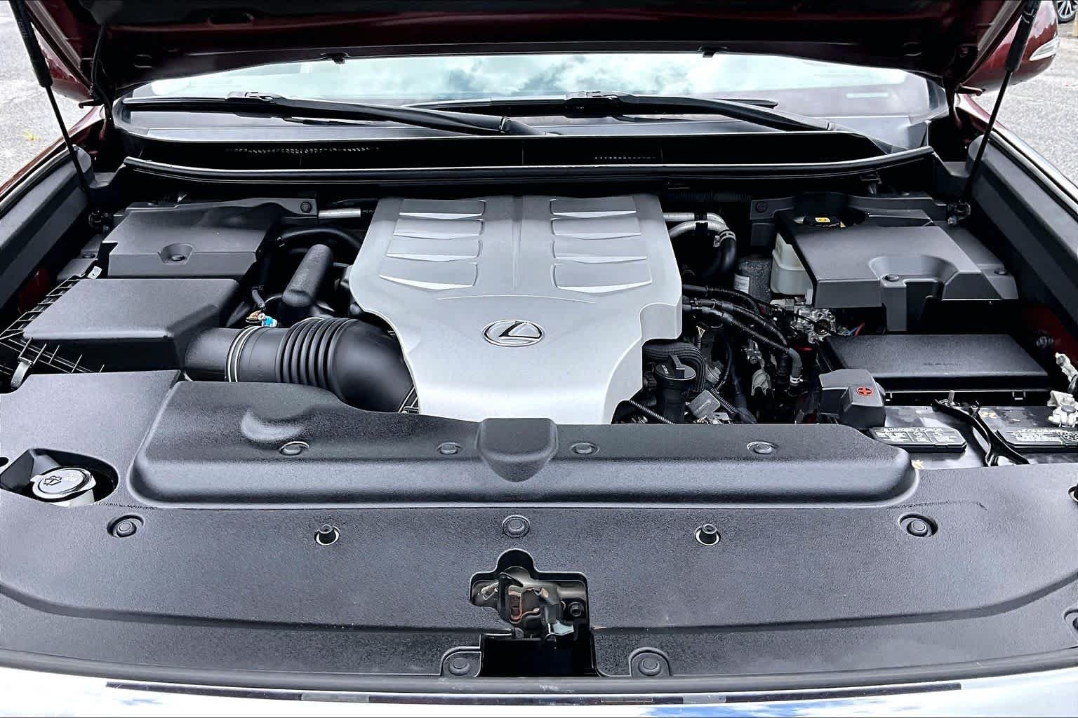 Used 2019 Claret Mica Lexus Premium image 32