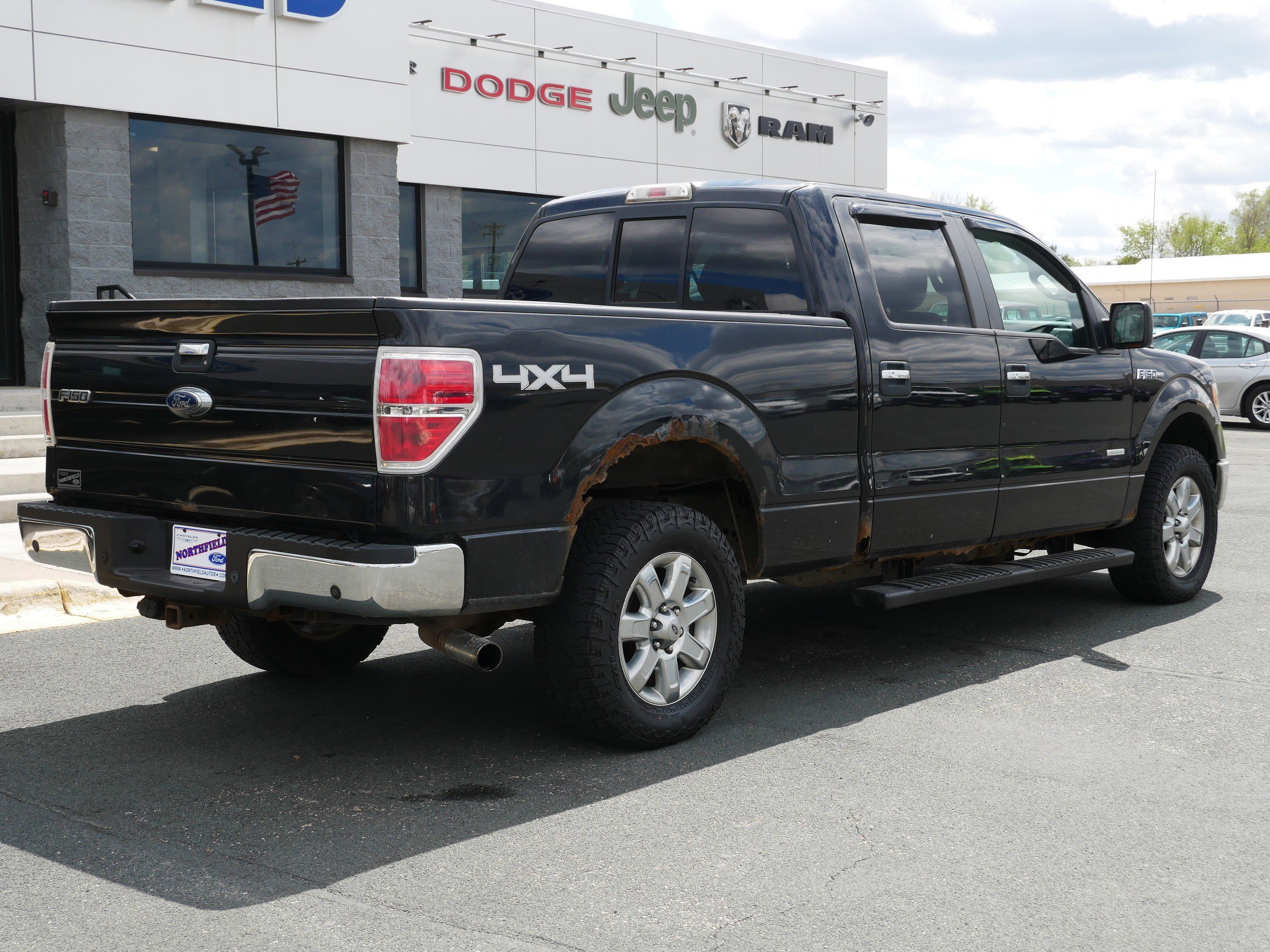 Used 2014  Ford XLT image 8