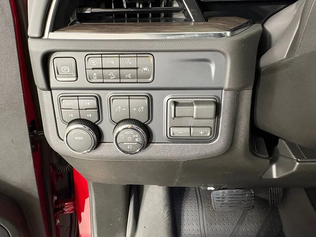 New 2026 Radiant Red Tintcoat Chevrolet LT image 31
