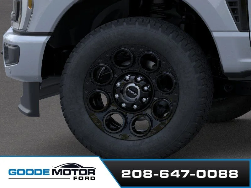 New 2026 Glacier Gray Metallic Tri-Coat Ford F-350® Lariat® image 19