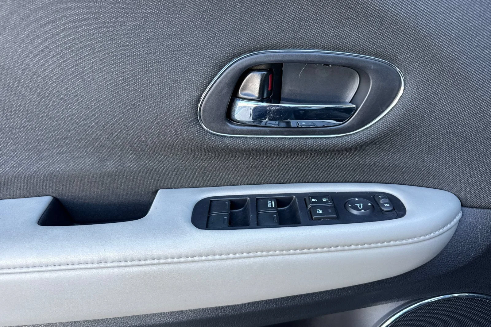 2022 Honda HR-V EX - Photo 10