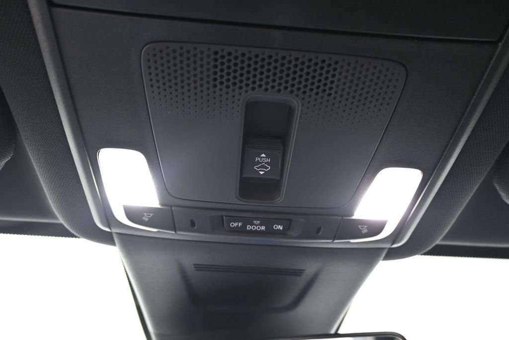 Used 2025  Honda Sport-L image 14