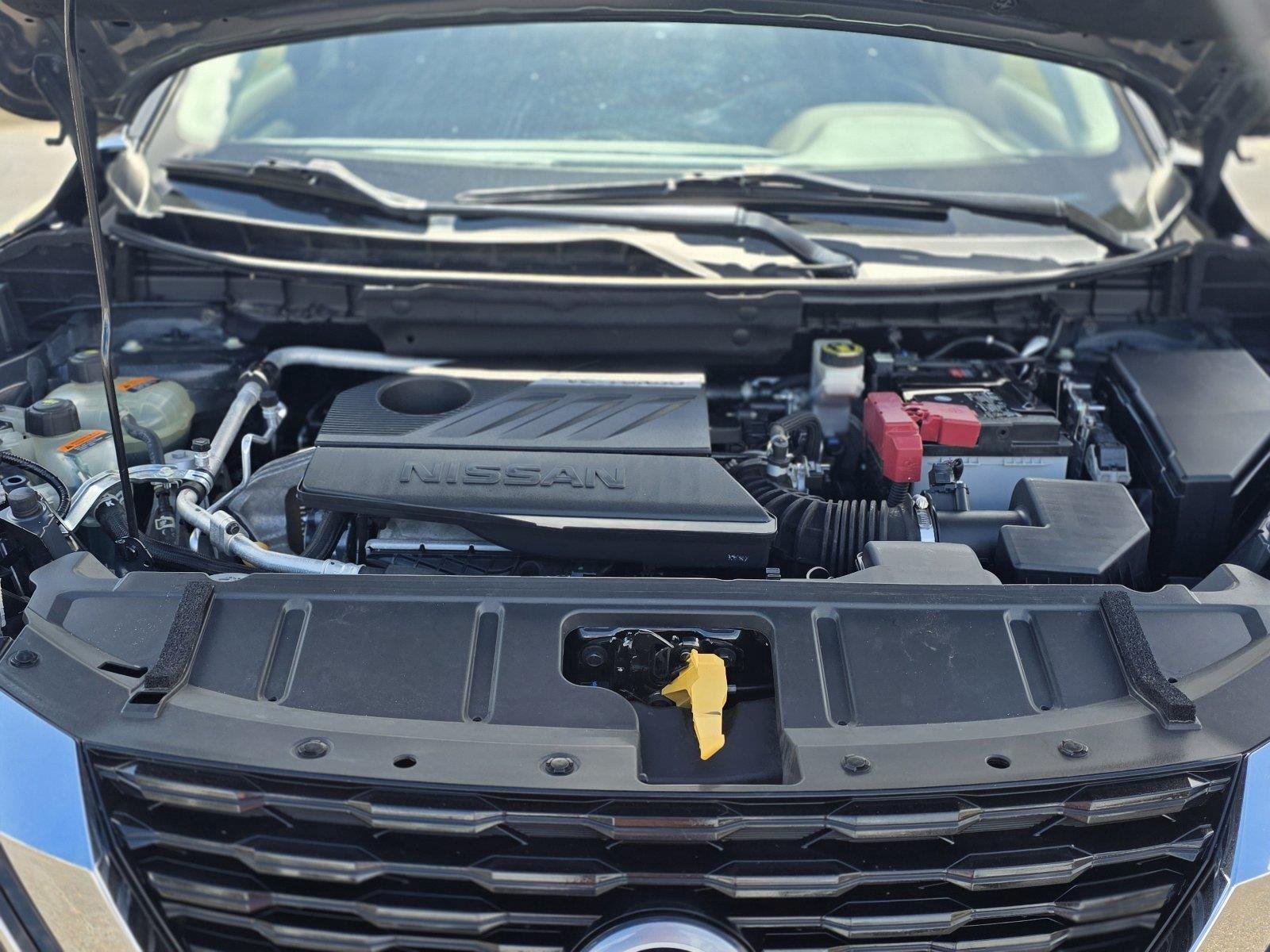 Used 2023 Super Black Nissan SV image 28