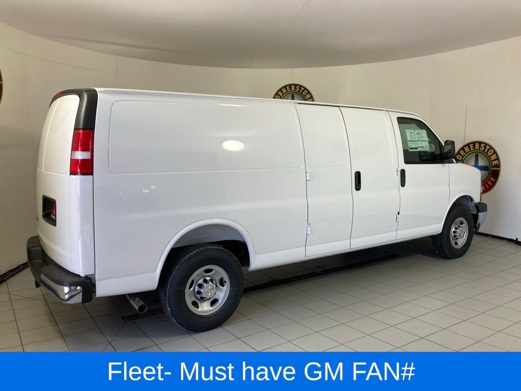 2026 Chevrolet Express Cargo Work Van - Photo 14