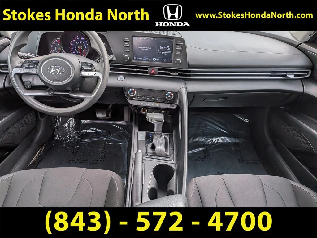 Used 2021 Gray Hyundai SEL image 15