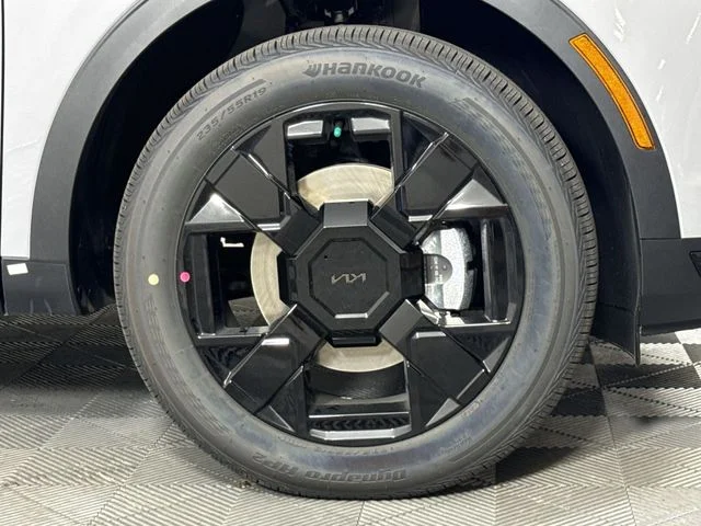 New 2027 Wolf Gray Kia X-Line image 10