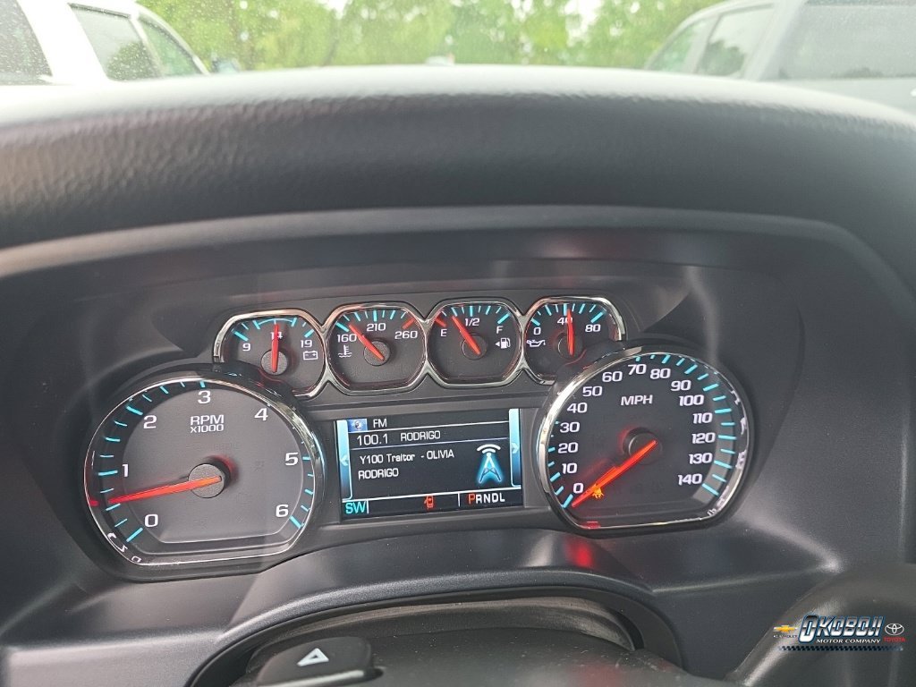 Used 2018 Silver Chevrolet LT image 11