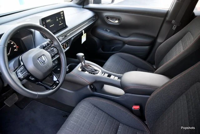 2026 Honda HR-V Sport - Photo 8