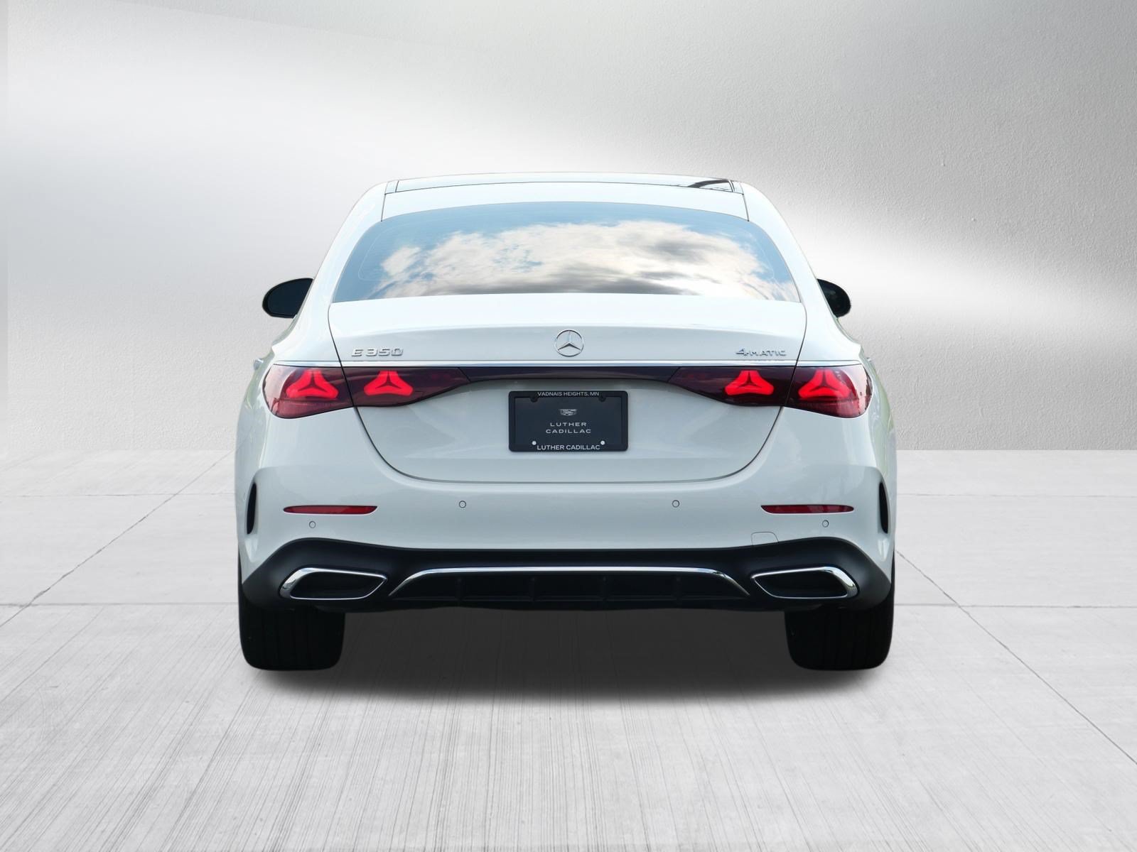 2025 Mercedes-Benz E-Class E350 - Photo 6