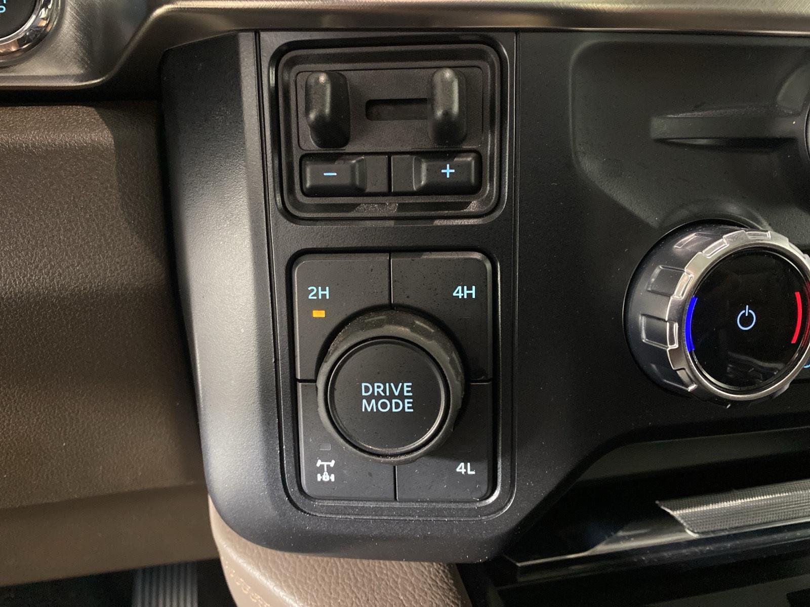 Used 2024 Antimatter Blue/Darkened Bronze Ford King Ranch image 26