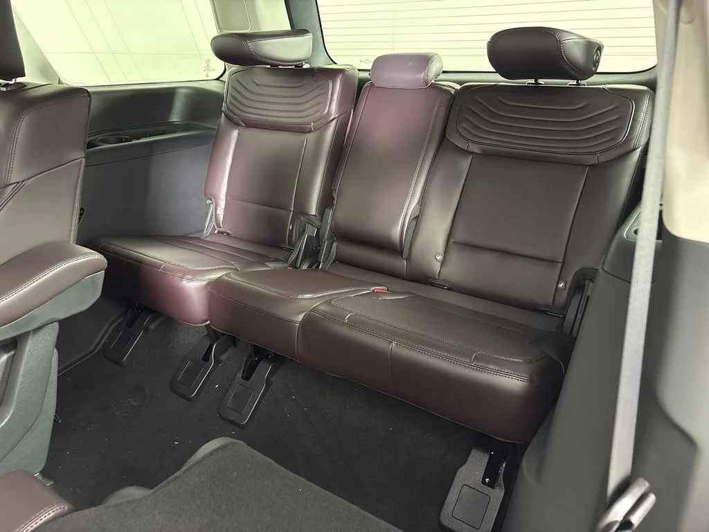 New 2026 Black Ford Platinum image 29