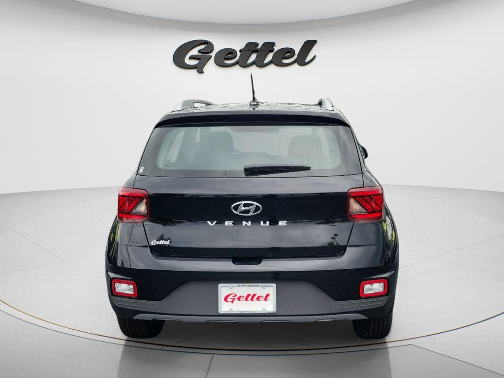 New 2026 Black Hyundai SEL image 6