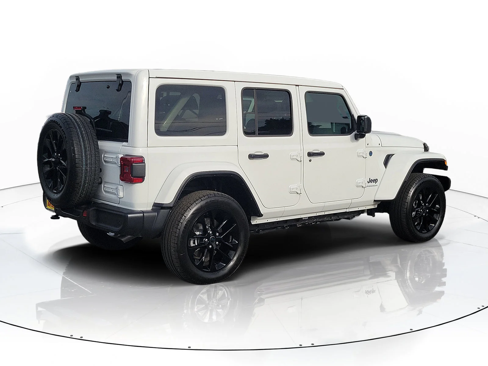 Certified Used 2025 White Jeep Sahara 4xe image 3