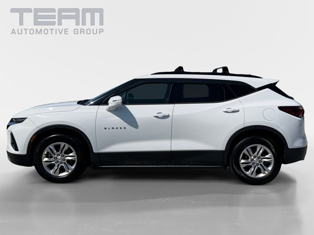 Used 2019 White Chevrolet Base image 4