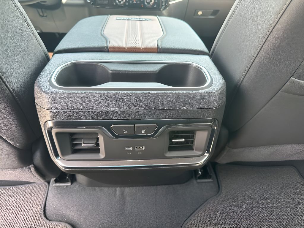 2026 Chevrolet Silverado 2500 HD High Country - Photo 18