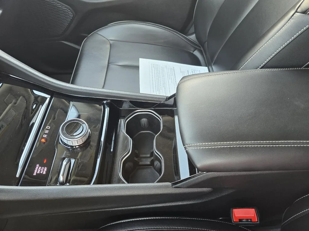 Used 2023 White Jeep Limited image 17