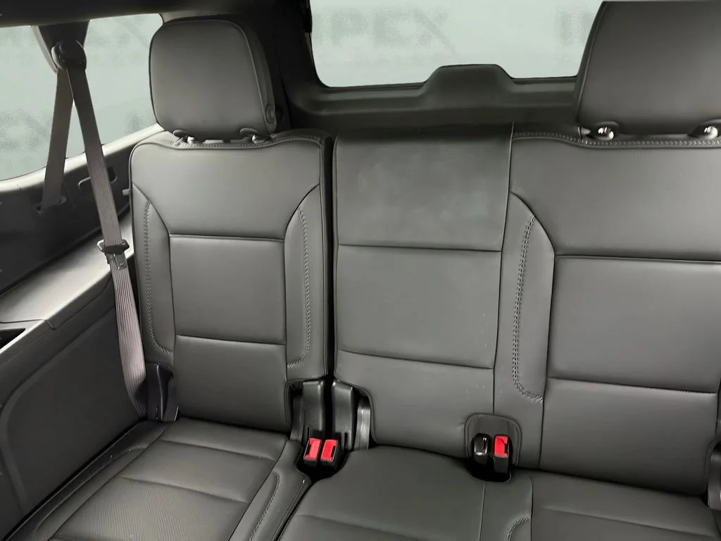 Used 2025 Summit White GMC Denali image 22