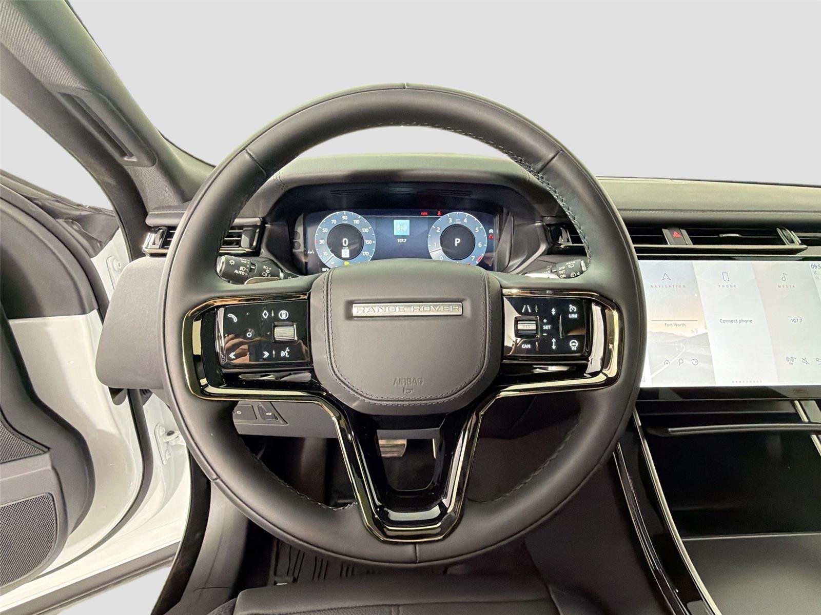 New 2026 Fuji White LAND ROVER Dynamic SE image 11
