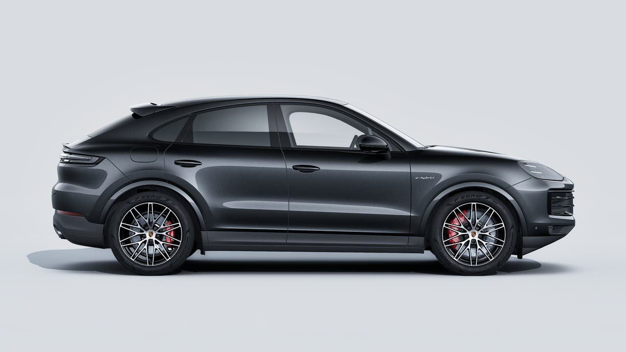 New 2027 Chromite Black Metallic Porsche S E-Hybrid Coupe image 6