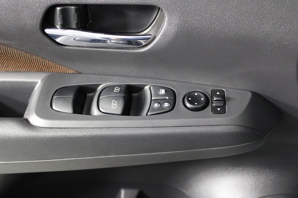 Used 2024 Gray Nissan SR image 22