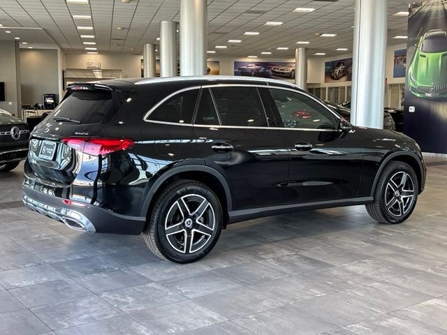 New 2026 Black Mercedes-Benz GLC 300 image 3