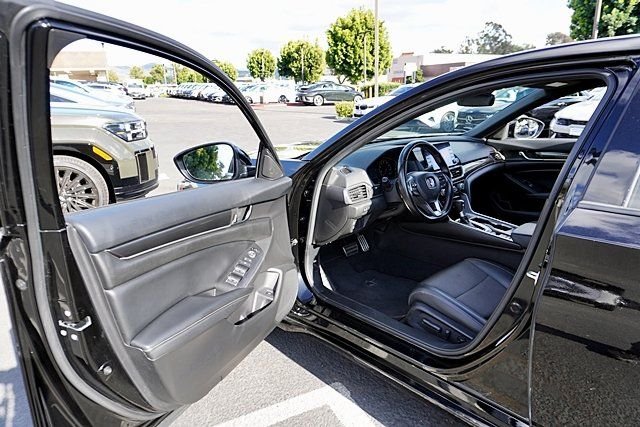 Used 2021  Honda Sport image 34