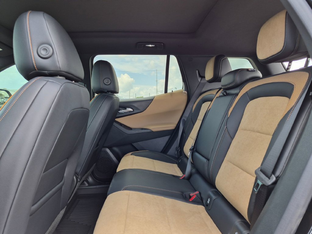 New 2026 Mosaic Black Metallic Chevrolet ACTIV image 35