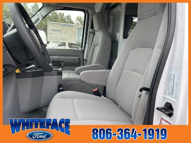 New 2025 Oxford White Ford Base image 53