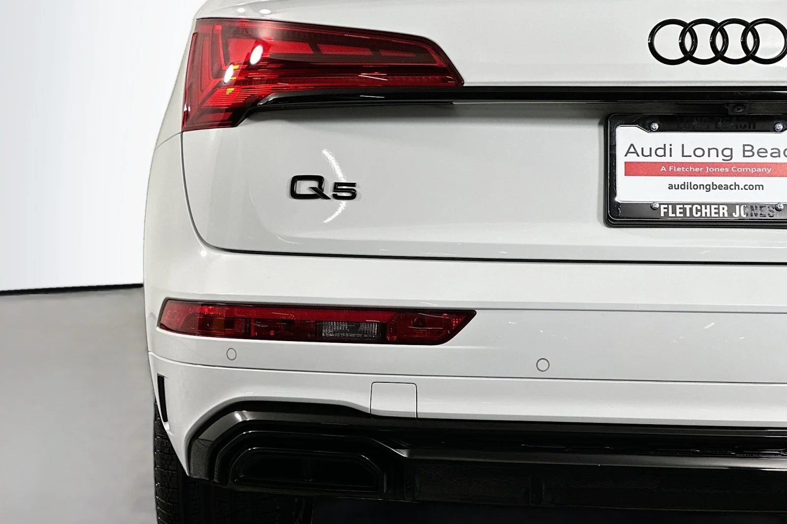 Used 2024 Glacier White Metallic Audi S line Premium Plus image 17