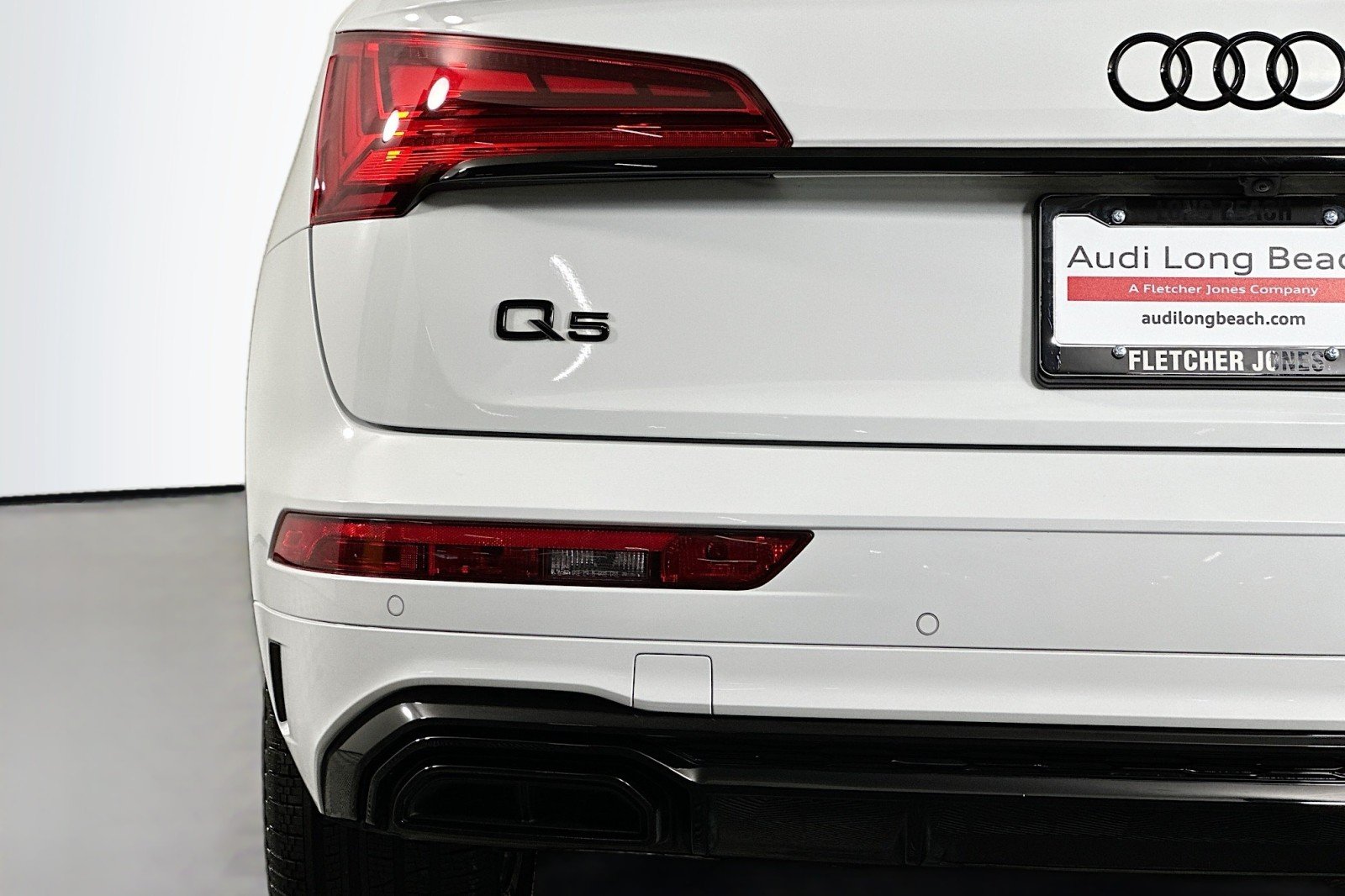 Used 2024 Glacier White Metallic Audi S line Premium Plus image 17