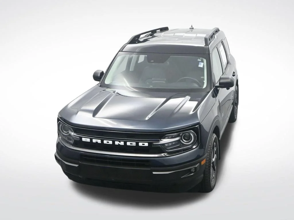 Used 2022 Blue Metallic Ford Outer Banks image 37