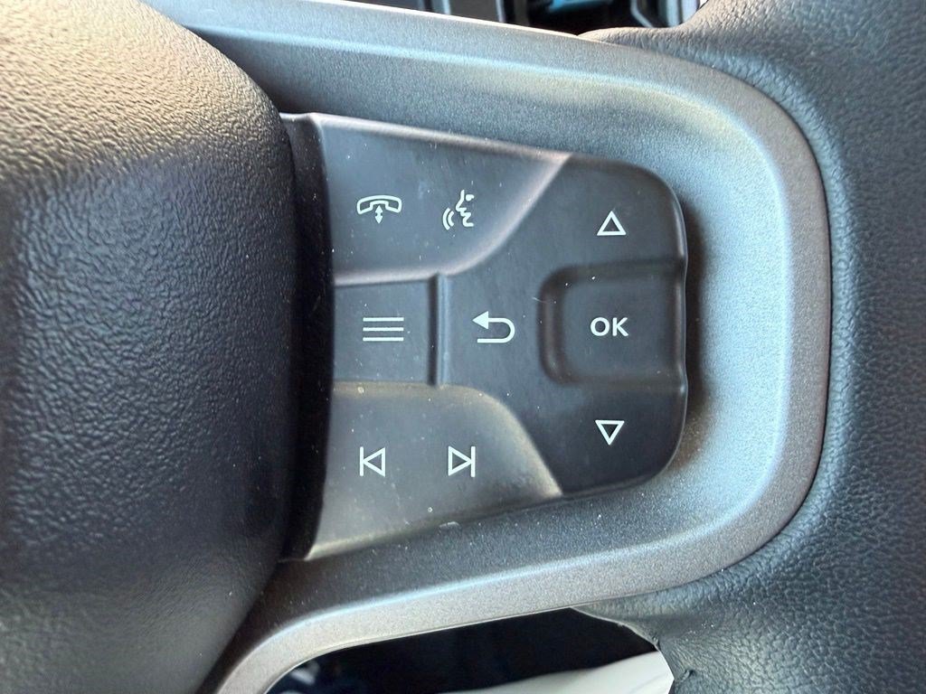 Used 2024 White Ford Wildtrak image 11