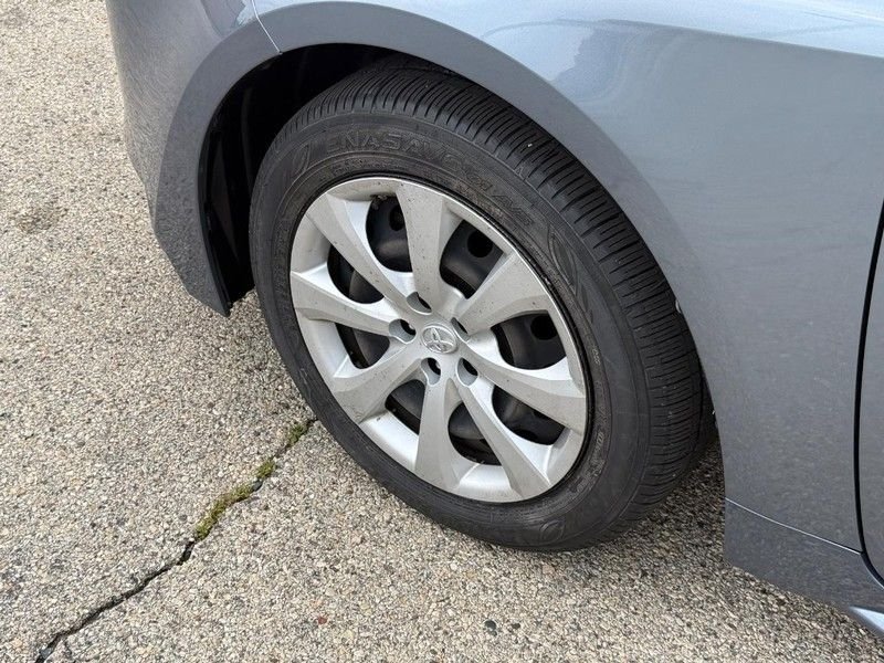 Used 2021 Celestite Toyota LE image 10