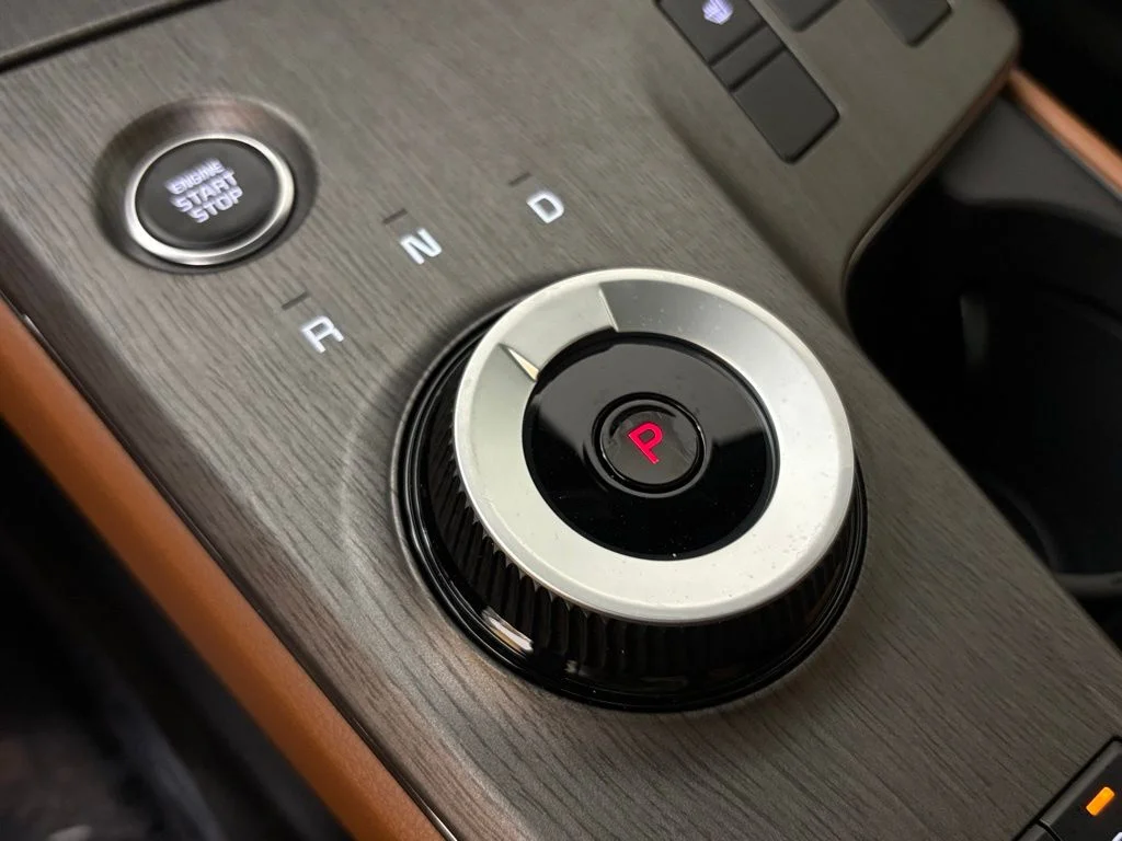 New 2026 Wolf Gray Kia X-Line image 31