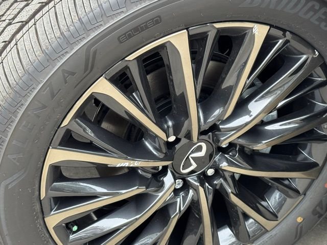 New 2026 Black INFINITI AUTOGRAPH image 11