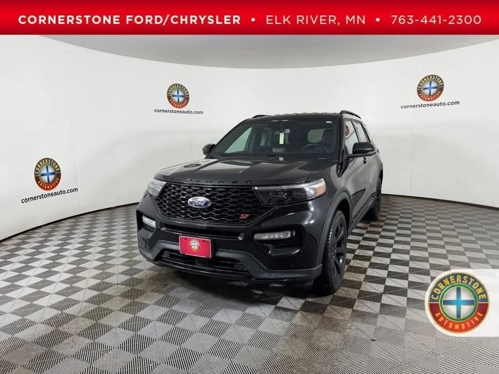 2023 Ford Explorer ST 4WD's photo
