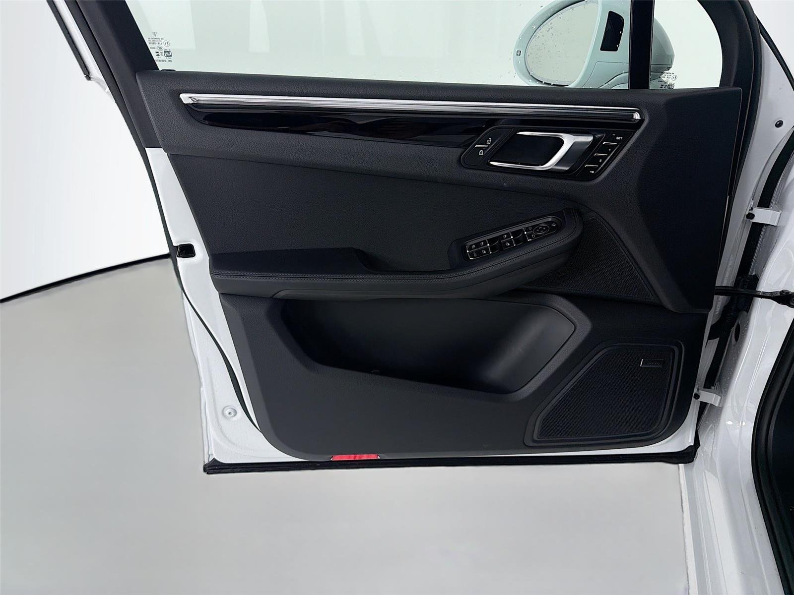Used 2025 White Porsche  image 6